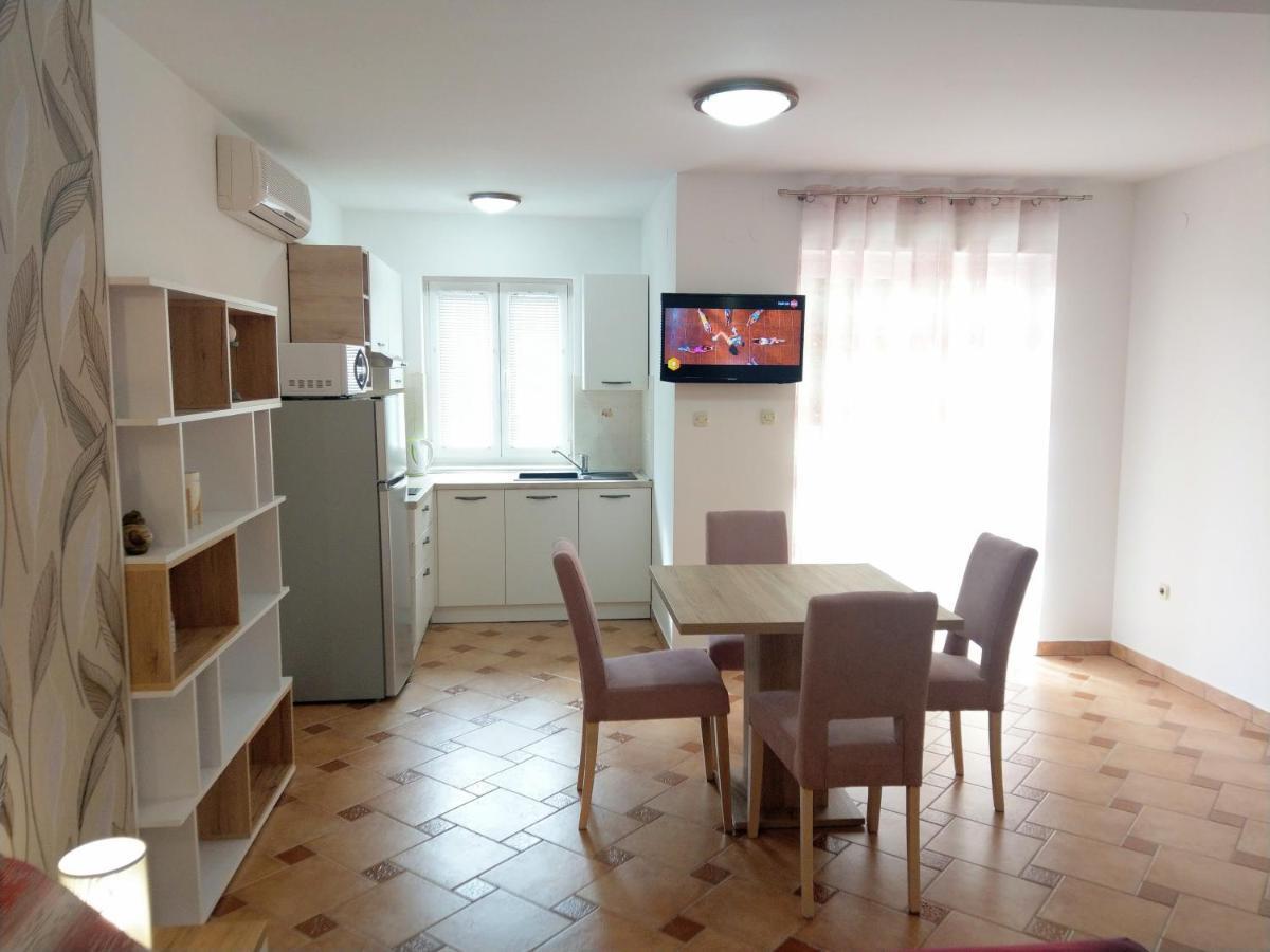 Apartment Koruna เมดูลิน ภายนอก รูปภาพ